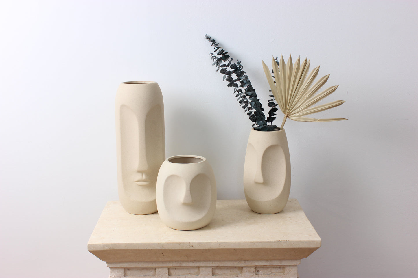 The Moda Tall Round Vase - Sandstone