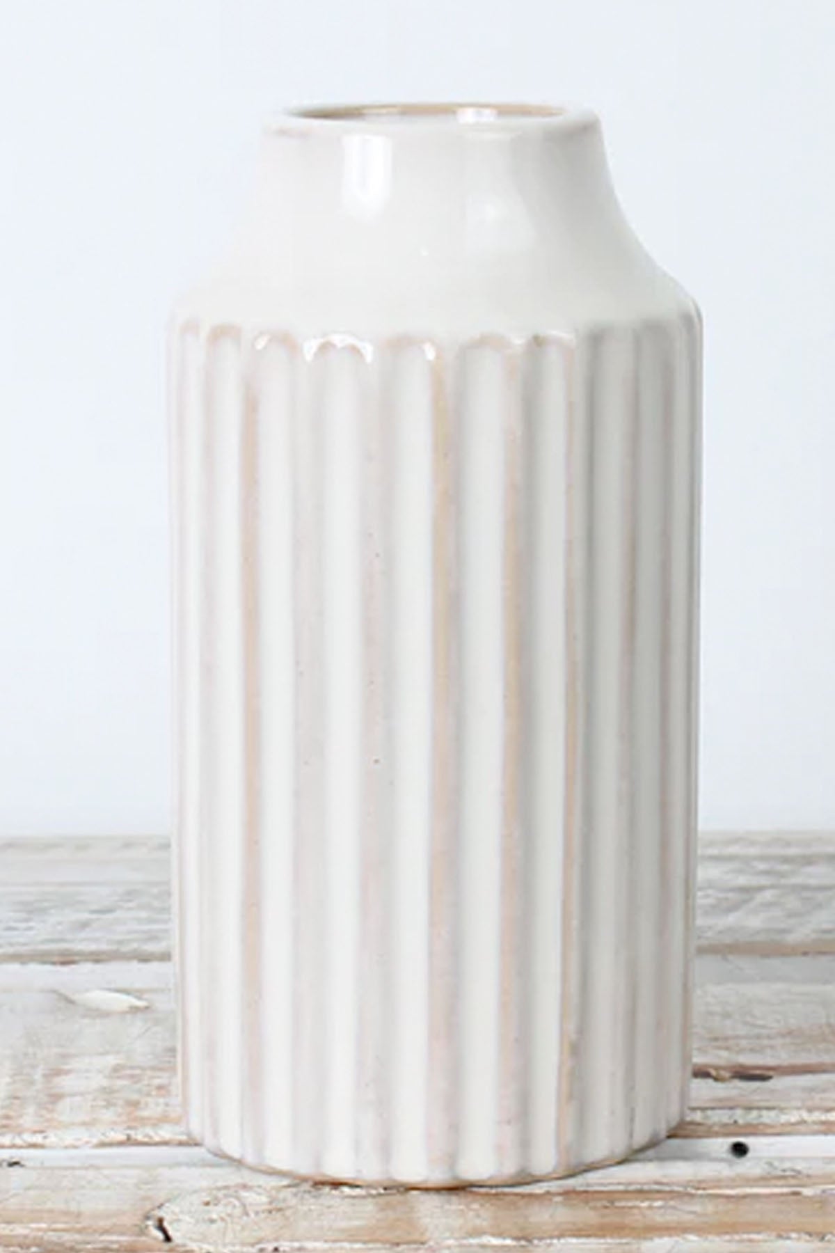 The Helen Vase - White Ribbed