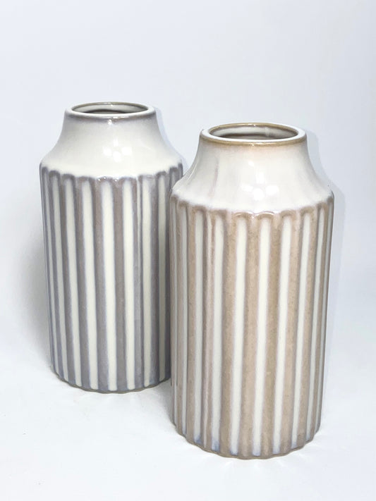 The Helen Vase - White Ribbed