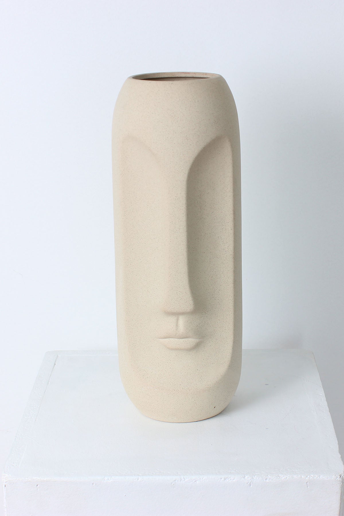 The Moda Extra Tall Round Vase - Sandstone